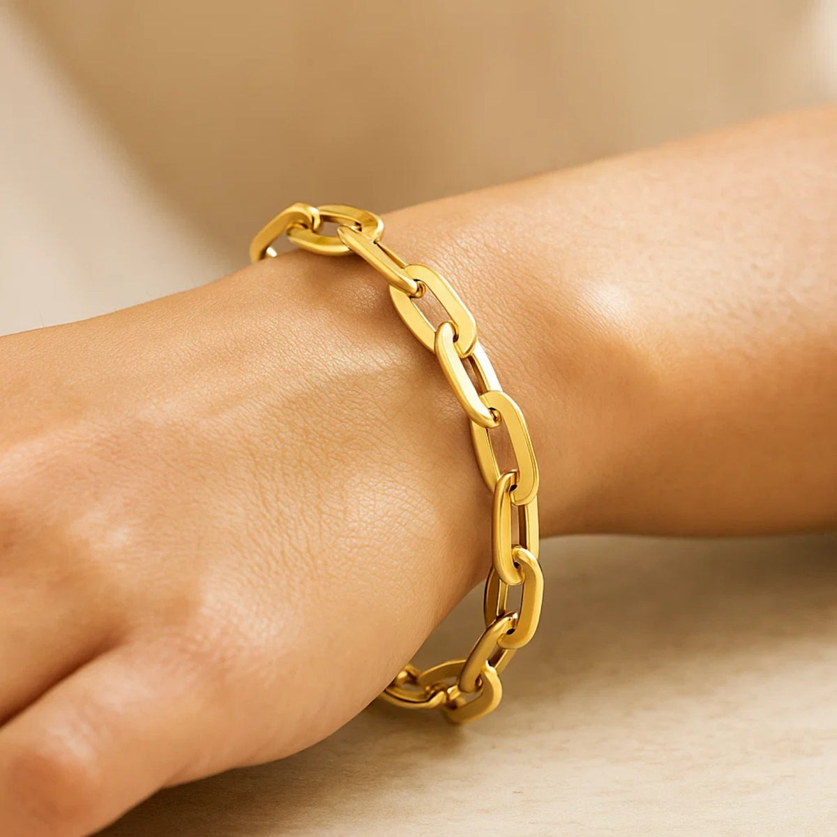 14K Yellow Gold Long Mirror Rolo Link Chain Bracelet (7.30 mm)