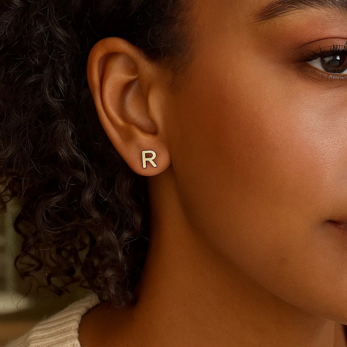 14K Yellow Gold Yours Truly Initial R Stud Earrings